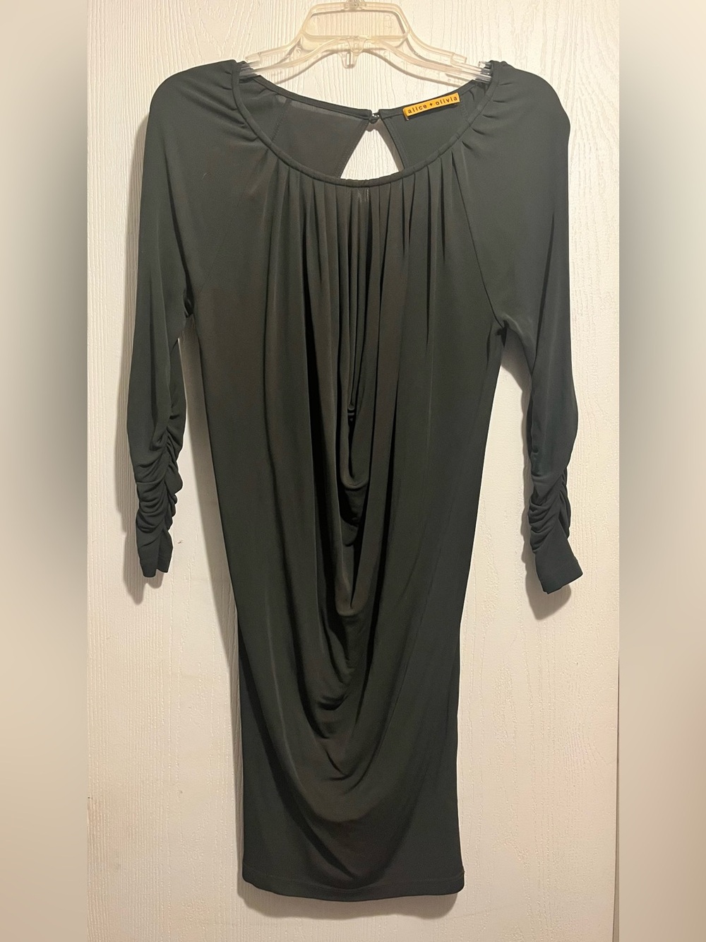 Alice + Olivia Green Keyhole Back Dress